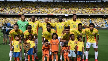 Colombia's players pose for a team photo before the 2026 FIFA World Cup South American qualifiers football match between Colombia and Peru, at the Metropolitano Roberto Melendez stadium in Barranquilla, Colombia, on June 6, 2025. (Photo by Luis ACOSTA / AFP) (Photo by LUIS ACOSTA/AFP via Getty Images)