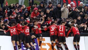 Los jugadores del Milan celebran la clasificación a la final de la Youth League.