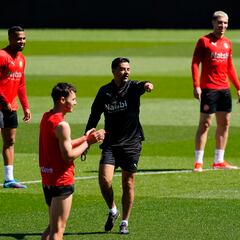 Míchel cita a 20 jugadores ante Las Palmas: Tsygankov y Yan Couto, disponibles