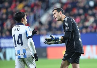 Era el minuto 60 cuando Kubo le lanzó un latigazo desde fuera del área. Herrera despejó y el rebote le cayó a Merino, quien remachó de cabeza a dos metros de la portería, pero cuando el gol estaba cantado apareció, nuevamente, la mano derecha de Herrera para despejar definitivamente el peligro. Doble parada milagrosa. Y muy meritoria.
