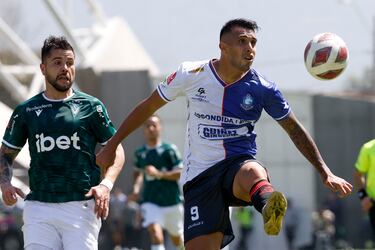 Volvió a Chile tras 5 años y es el goleador de la B: “Fue la mejor decisión; acá me quieren”