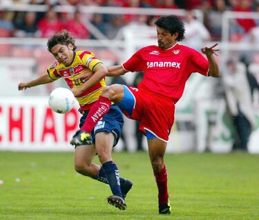 El Toluca no gana un partido de Final en el Nemesio Diez desde 2002. Fue en la vuelta de la serie contra Morelia cuando vencieron 4-1 para llevarse su séptimo título. Desde entonces, empates y derrotas en terruño propio: igualaron 3-3 con Monterrey en 2005, cayeron 1-2 en 2006, contra Chivas; 0-2 contra Cruz Azul, en 2008; empataron 0-0 ante Santos en 2010 y perdieron 0-2 frente a Xolos en 2012.