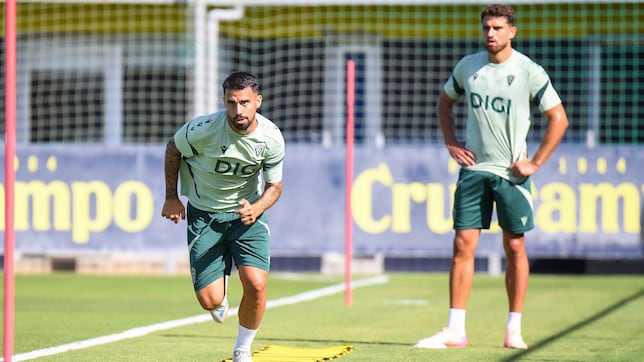 Larrubia vs Suso, duelo de magos en un partido de alto riesgo