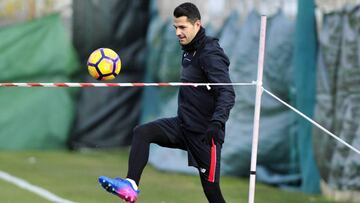 Vitolo vuelve a la lista y Escudero no llega a tiempo