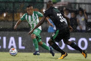 Atlético Nacional eliminó en cuartos de final al Deportivo Cali con doblete de Dayro Moreno a los 50 y 90 minutos. Los verdes avanzaron a semifinales con un marcador de 2-1.