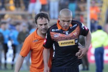 Sebastián Roco se convirtió en un pilar fundamental en los cuatros años que jugó por Cobreloa. Sin embargo, las duras diferencias que tuvo con Marco Antonio Figueroa cuando 'Fantasma' volvió a Calama, significó en su salida por el poco apoyo de los dirigentes a su reclamo.
