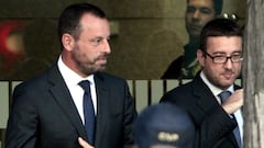 Sandro Rosell a la salida de una intervenci&oacute;n judicial.