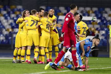 1-1. Antoine Griezmann celebr¨® el gol del empate.