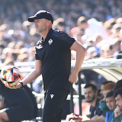 Schreuder: “Afición y equipo somos como una gran familia”