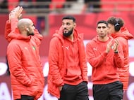 Amrabat, junto a Mazraoui y Achraf.