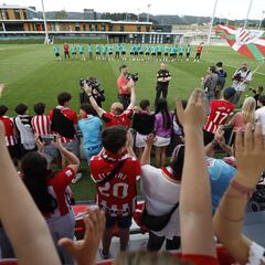 San Mamés evoca la gloria