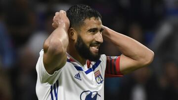 Fekir "hard to convince" but Lyon won't let anyone else leave