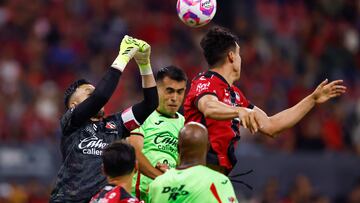 Throughout October, Mexican soccer is to play its part in raising awareness about the importance of detecting breast cancer early.