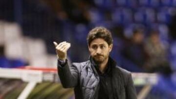 El entrenador del Deportivo de La Coruña, Víctor Sánchez, durante el partido de vuelta de los dieciseisavos de final de la Copa del Rey ante el Llagostera.