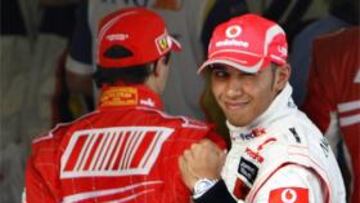 Hamilton se acerca al Mundial tras conseguir una nueva pole