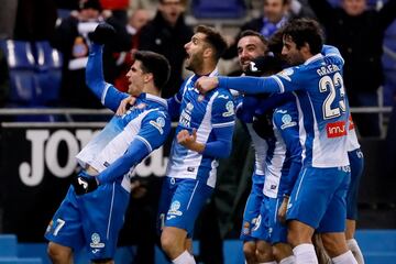 1-0. Gerard Moreno celebró el gol de la victoria marcado en el minuto 92.