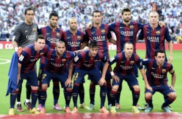 Claudio Bravo en la foto oficial de la oncena del Barcelona antes del clásico español. 