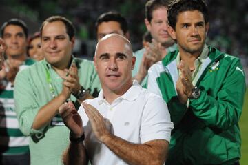 El exjugador chileno de Santos Laguna reanudará su carrera como entrenador y lo hará con los Lobos BUAP, quienes tras desaparecer para la Liga MX hace unos meses, ahora estará en la LBM.