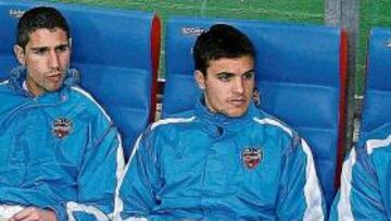 <b>VUELTA A MURCIA DE LA PEOR MANERA</b>. Pedro León llega por primera vez como visitante en Nueva Condomina. Pero el muleño no tiene garantizada su participación. De Biasi le manda al banquillo, por detrás del canterano Saúl.