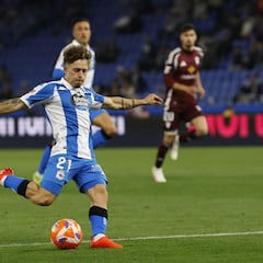 Mario Soriano se gana las vacaciones: 65 partidos en Segunda sin parar