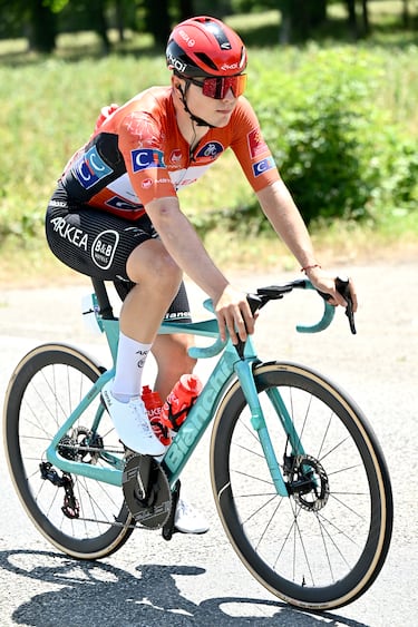 Segundo Tour de Francia para el madrileño, que terminó el pasado año en su primera participación en Niza. Su objetivo, además de brillar y de dejarse ver, será terminar un Tour en París, como toda la vida. Ya logró un triunfo esta campaña en la crono de la Ruta de Occitania y también fue tercero en la cronoescalada reciente de los Nacionales.