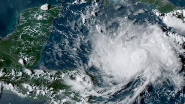 Una nueva amenaza se perfila para Centroamérica y Estados Unidos cuando pase la tormenta tropical Nana, misma que podría convertirse en huracán.