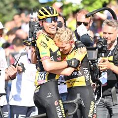 Koen Bouwman, de entrenar en Rionegro a ganar etapa en el Giro