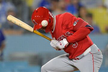 Taylor Ward tuvo un papel destacado en la victoria de Los Angeles Algels (3-2) frente a Los Angeles Dodgers en el derbi angelino de la MLB, disputado en el Dodger Stadium. El jardinero izquierdo de los Angeles Angels fue golpeado por un lanzamiento momentos antes de lograr la carrera decisiva en la décima entrada del partido. 