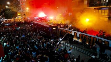 Ambientazo con una única ilusión: 'Volver a Sevilla'