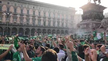 Pelos de punta: 6.000 hinchas del Betis en Duomo de Milán