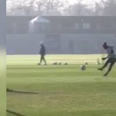 Jese hits back at critics with PSG training ground goal compilation