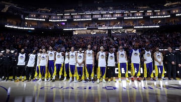 SAN FRANCISCO, CALIFORNIA - JANUARY 24: The Golden State Warriors honor assistant coach Dejan Milojevic during a ceremony before their game against the Atlanta Hawks on January 24, 2024 at Chase Center in San Francisco, California. Dejan Milojevic died on Jan. 17 after suffering a heart attack. NOTE TO USER: User expressly acknowledges and agrees that, by downloading and or using this photograph, User is consenting to the terms and conditions of the Getty Images License Agreement. Ezra Shaw/Getty Images/AFP (Photo by EZRA SHAW / GETTY IMAGES NORTH AMERICA / Getty Images via AFP)