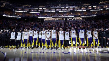 SAN FRANCISCO, CALIFORNIA - JANUARY 24: The Golden State Warriors honor assistant coach Dejan Milojevic during a ceremony before their game against the Atlanta Hawks on January 24, 2024 at Chase Center in San Francisco, California. Dejan Milojevic died on Jan. 17 after suffering a heart attack. NOTE TO USER: User expressly acknowledges and agrees that, by downloading and or using this photograph, User is consenting to the terms and conditions of the Getty Images License Agreement.   Ezra Shaw/Getty Images/AFP (Photo by EZRA SHAW / GETTY IMAGES NORTH AMERICA / Getty Images via AFP)