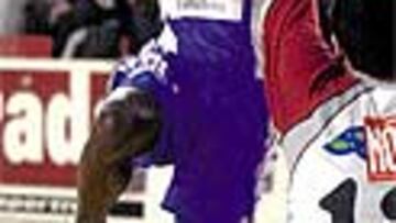 <b>CLAVE.</B> El poderío de Julio Fis puede ser vital en el choque de Valladolid.