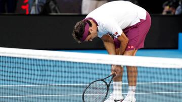 Roger Federer, durante su partido ante Tennys Sandgren en el Open de Australia 2020.