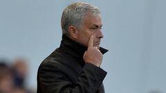 Mourinho se rinde a Matic y dice que es el mejor a sus órdenes