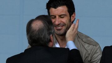 Florentino, junto a Figo, en una imagen de archivo.