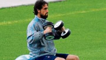 <b>CONTUNDENCIA. </b>Lequi es un jugador que interesa para reforzar la defensa albiazul.