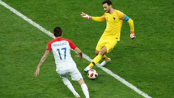 Soccer Football - World Cup - Final - France v Croatia - Luzhniki Stadium, Moscow, Russia - July 15, 2018  Croatia&#039;s Mario Mandzukic scores their second goal past France&#039;s Hugo Lloris   REUTERS/Maxim Shemetov