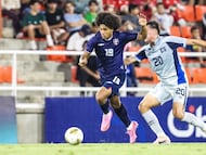 Peter Federico, con la selección de República Dominicana, ante El Salvador.