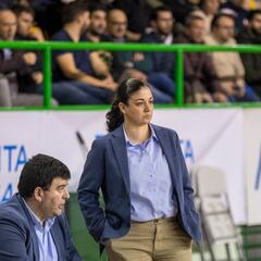 Iria Uxía hace historia en la LEB Oro