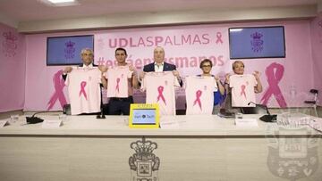 Campaña de la UD Las Palmas contra el cáncer de mama.