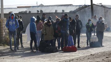 La Brigada Calama confirma que muchos extranjeros optan por llegar a trav&eacute;s de Ollag&uuml;e al pa&iacute;s. La ola migratoria se traslad&oacute; de Colchane a este lugar.