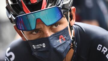 Nice (France), 29/08/2020.- Colombian rider Egan Bernal of Ineos Grenadiers team looks on prior the start of the first stage of the Tour de France over 156km in Nice, France, 29 August 2020. (Ciclismo, Francia, Niza) EFE/EPA/Anne-Christine Poujoulat / Pool