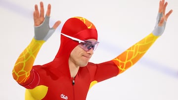 Llop cierra el círculo: de no poder andar a patinador olímpico