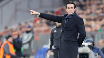 El t&eacute;cnico espa&ntilde;ol del PSG, Unai Emery, durante un partido.