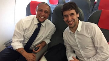 Roberto Carlos, Raúl join Real Madrid on flight to Cardiff