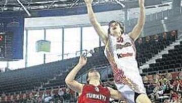 <b>LECCIÓN. </b>España se sobrepuso a lo antideportivo y batió a Turquía.