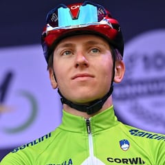 Pogacar desbanca a Van Aert como líder del UCI World Tour