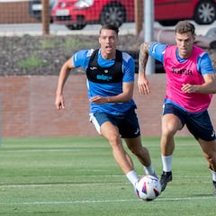 El Leganés renueva a Lalo, zaguero apuesta de la cantera, hasta 2025